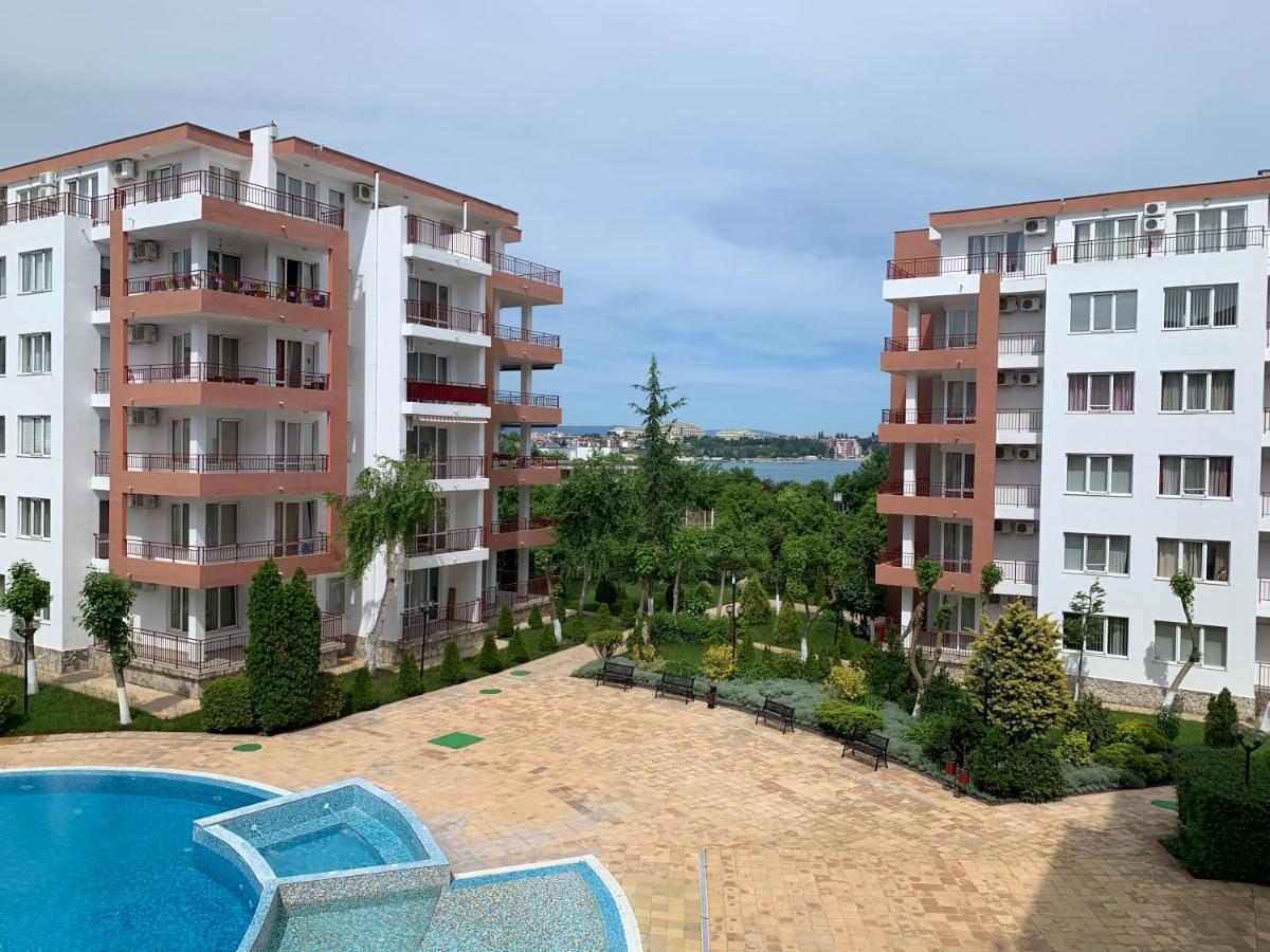 Riviera Fort Beach Apartments By Kalina Resort, Ράβντα Εξωτερικό φωτογραφία