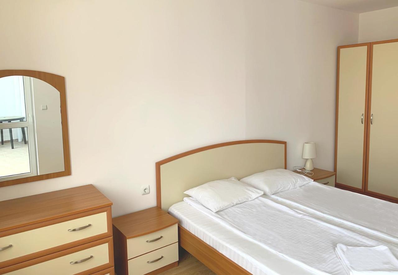 Riviera Fort Beach Apartments By Kalina Resort, Ράβντα Εξωτερικό φωτογραφία